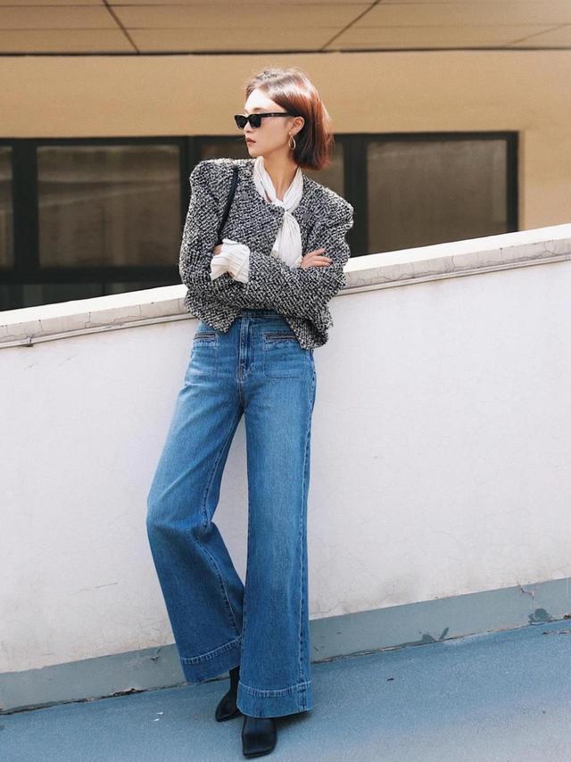 烟管牛仔裤搭配什么上衣好看,绿色牛仔裤搭配什么颜色上衣