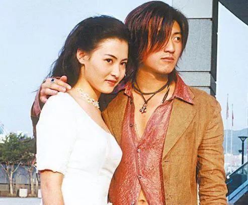 王菲和谢霆锋近日的消息,王菲与谢霆锋爱情故事