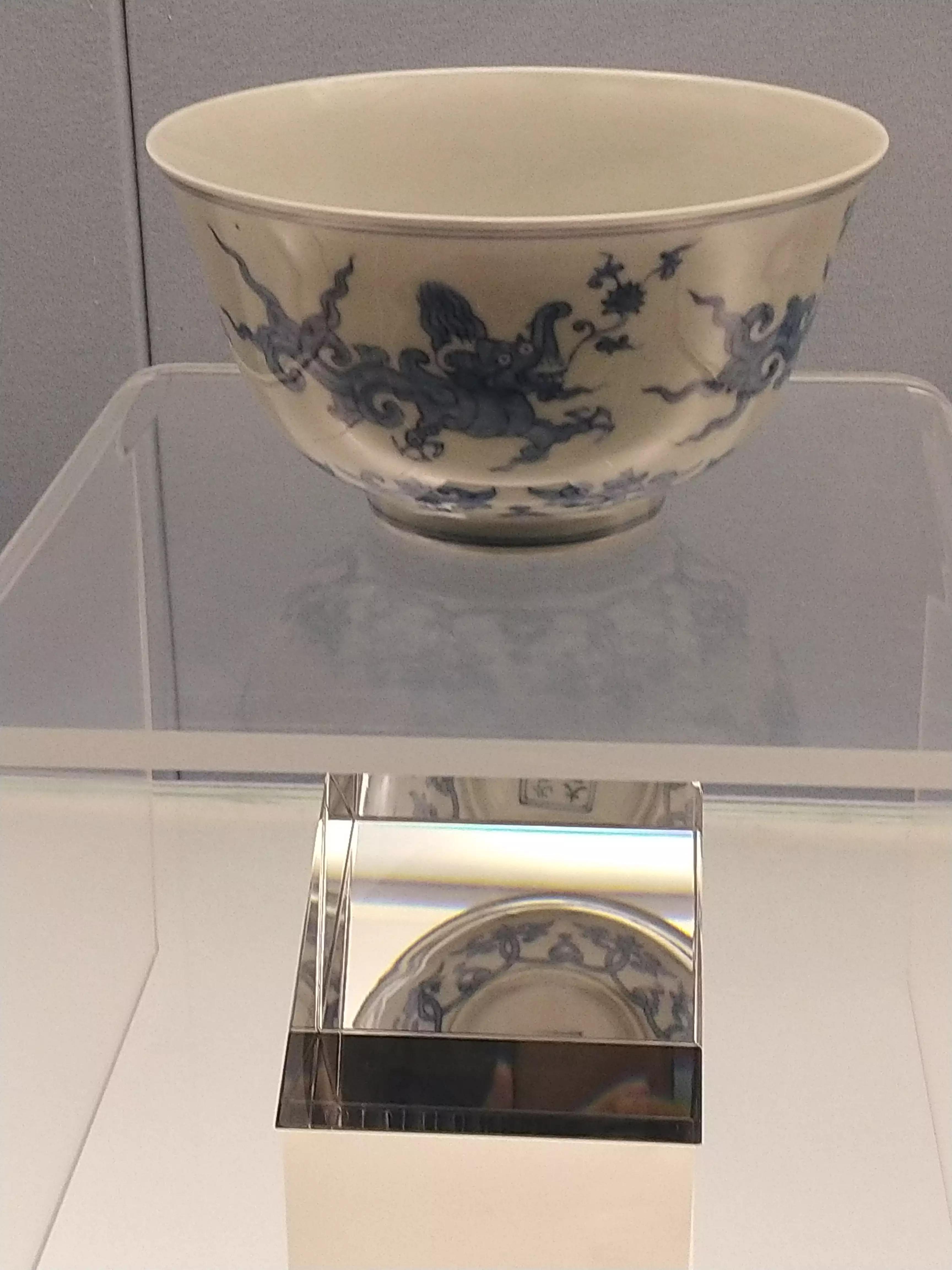 成化青花的鉴别方法,成化青花与仿品的区别