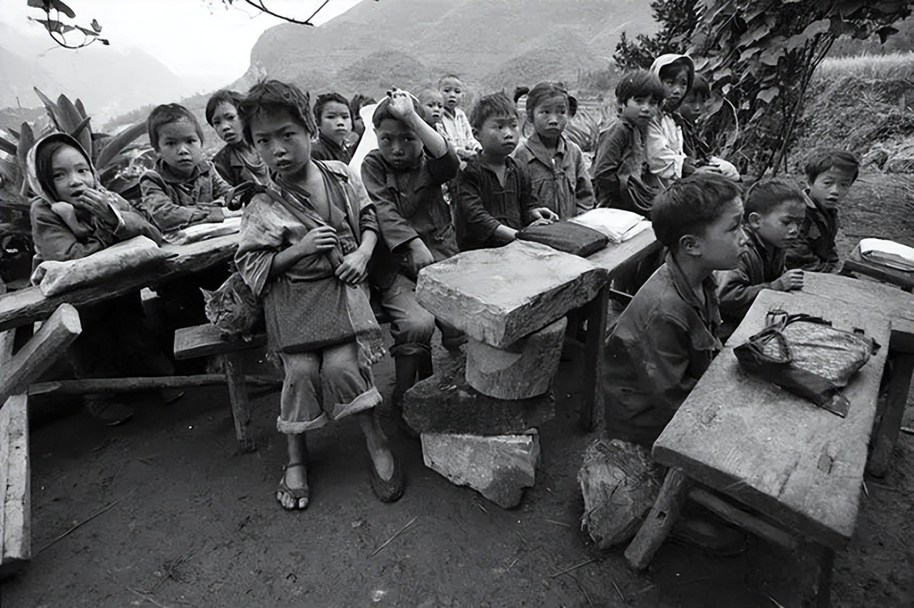 31年前,她因一双“大眼睛”震撼全国,安徽女孩苏明娟现状如何?