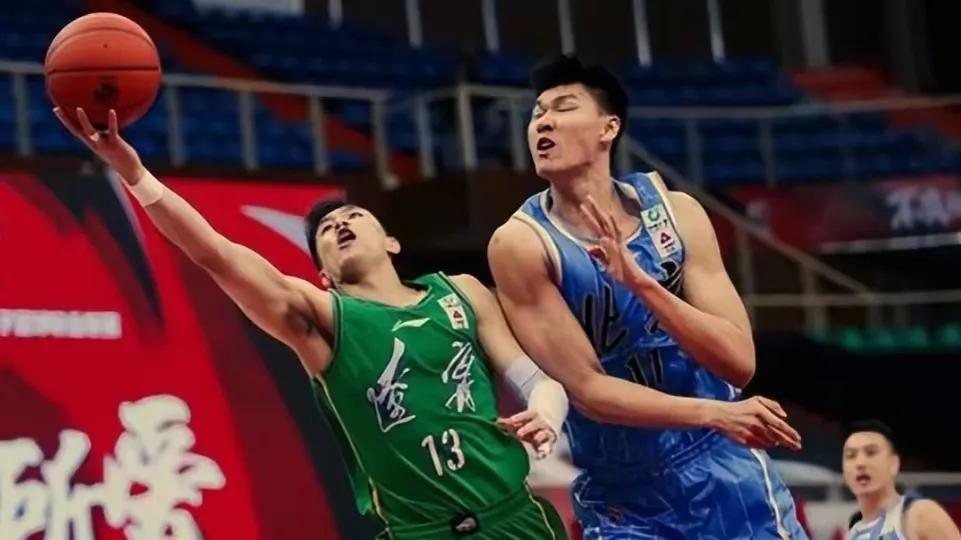 辽宁三巨头外援,辽宁男篮三巨头