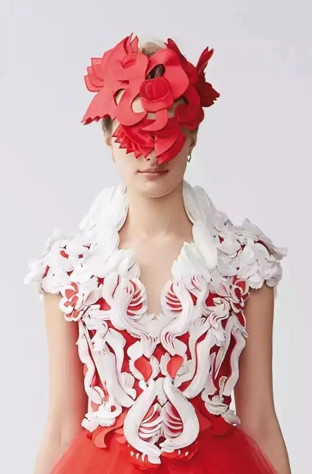 都说新中式服装品牌叫好不叫座，看看我是如何做到了盈利的？