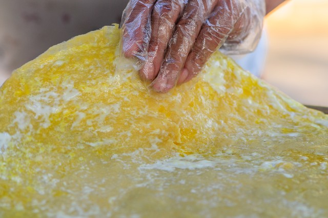 淄博博山煎饼制作过程,淄博杂粮煎饼小吃培训