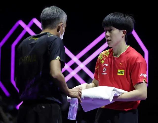 王楚钦经历亚运的历练,王楚钦磨炼心态