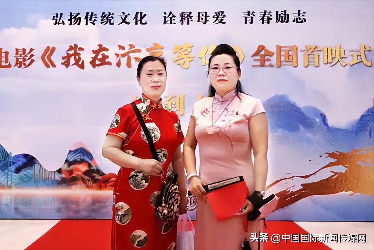 弘扬传统诠释亲情青春励志电影《我在汴京等你》首映式在汴举行