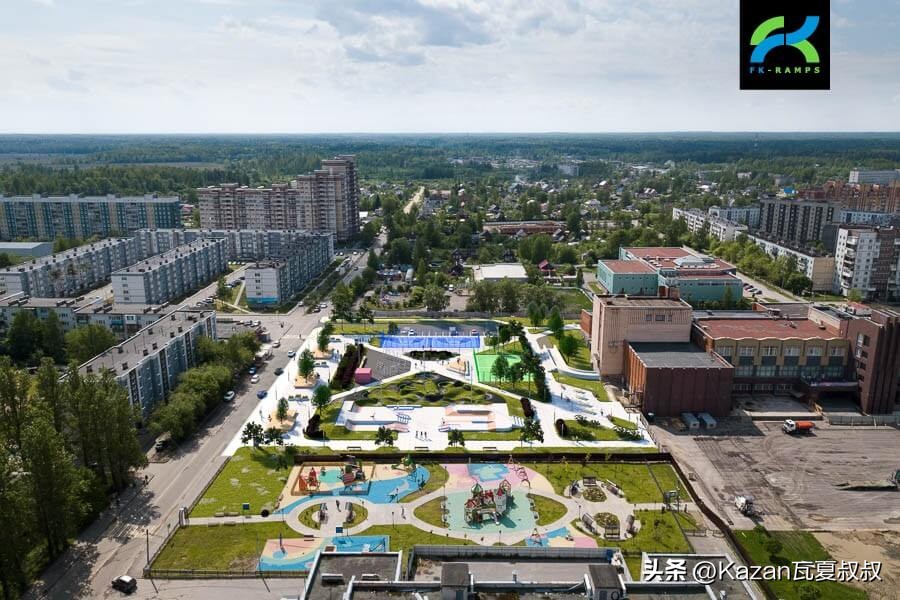 她是普京17岁的初恋，永远忘不了和他温热的初吻，却主动甩了普京