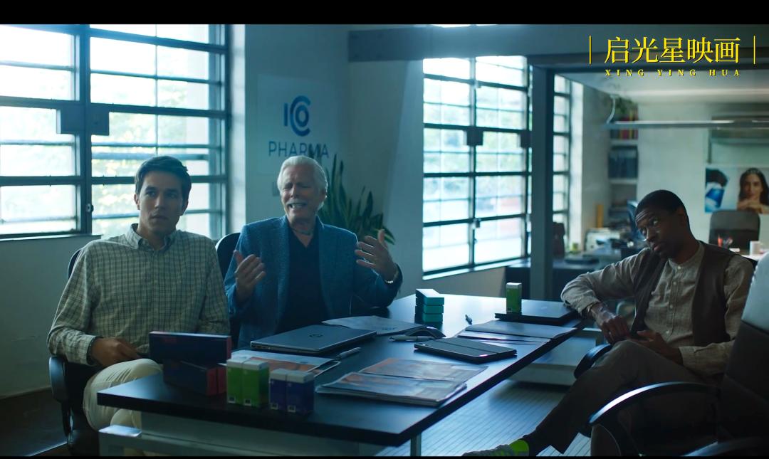 黑帮女老大成长史,黑帮女老大的传奇人生