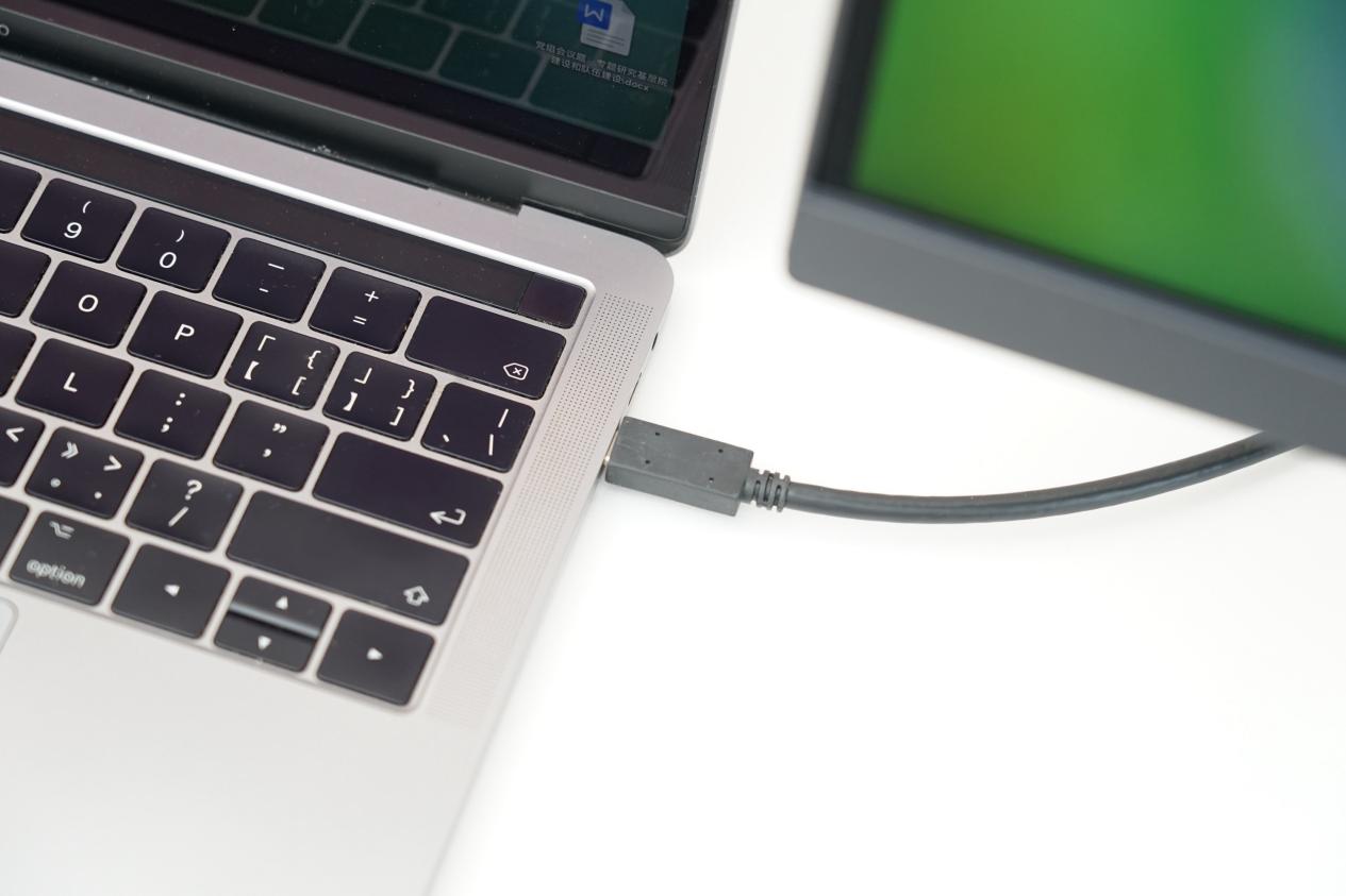 明基pd2705q显示器27英寸2k够用吗,明基pd2706u后期色准显示器测评