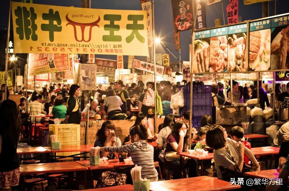 台湾各级公务员工资,台湾公务员的月薪资标准