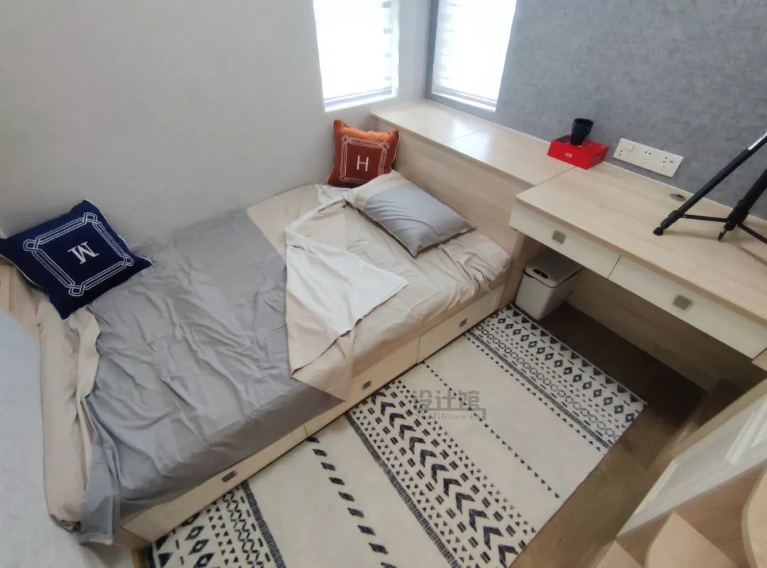 如何选卧室皮床的款式,主卧室用什么颜色的皮床好看