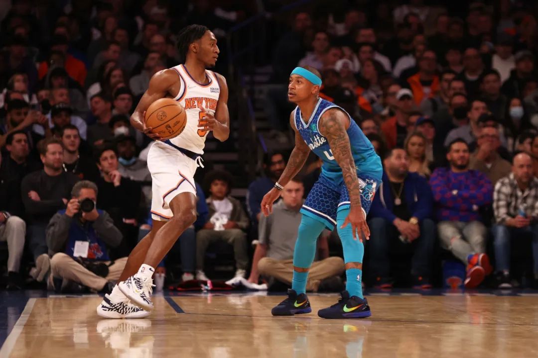 欧文和乔治球鞋,nikekobeivprotro男子篮球鞋