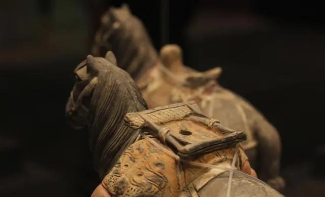 静夜思小学古诗词,静夜思古诗词翻译