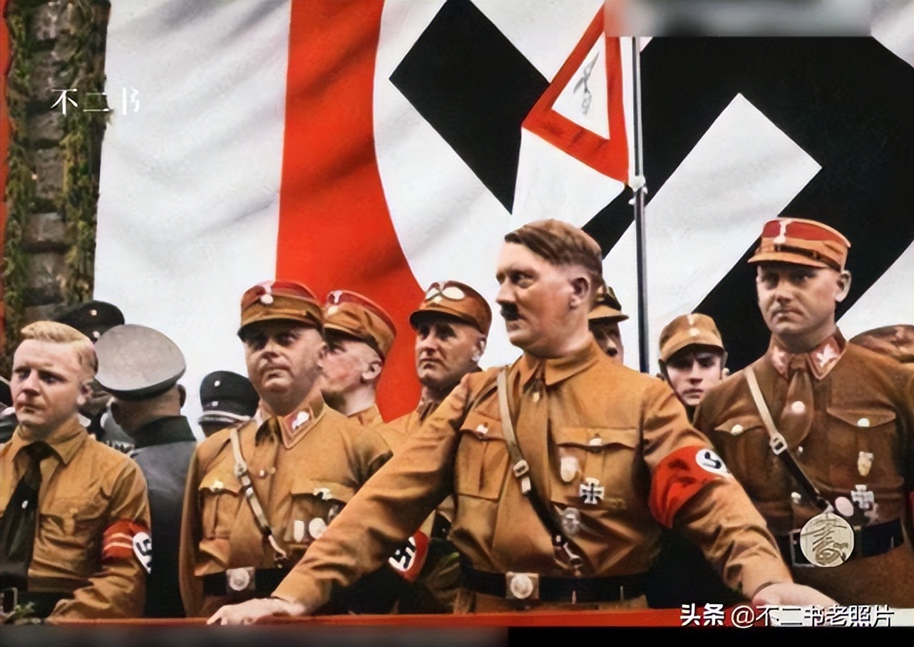 看尽希特勒的一生，偏执与才华，失败与成功