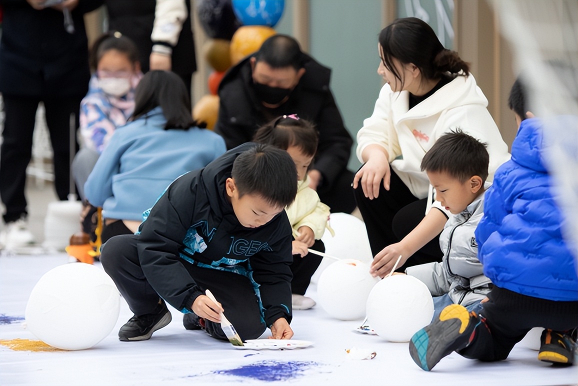 香港置地·紫玥|春日創想藝術生活節，奏响春日“最港风”