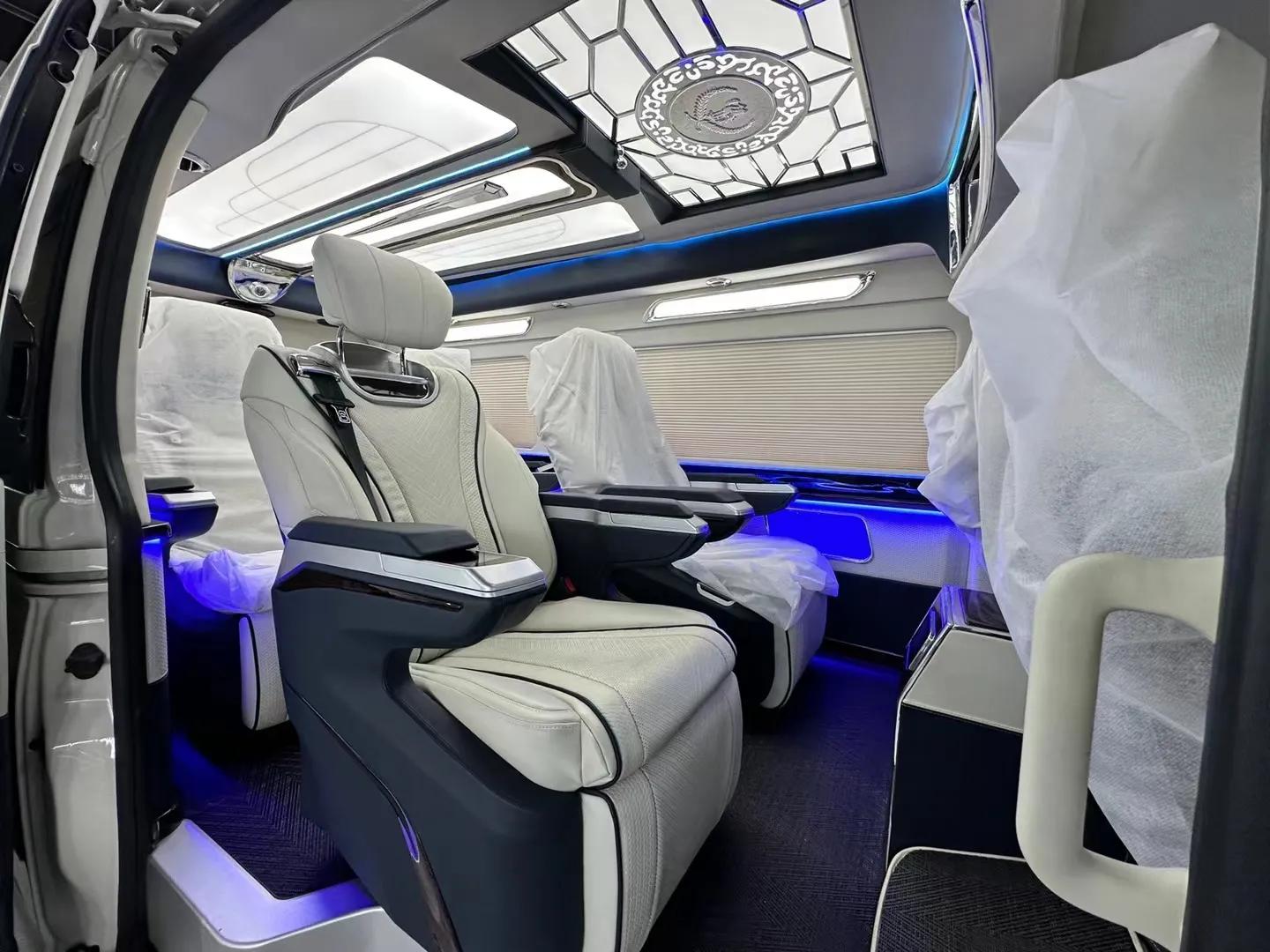 丰田大海狮的最新款,丰田海狮和埃尔法哪个好