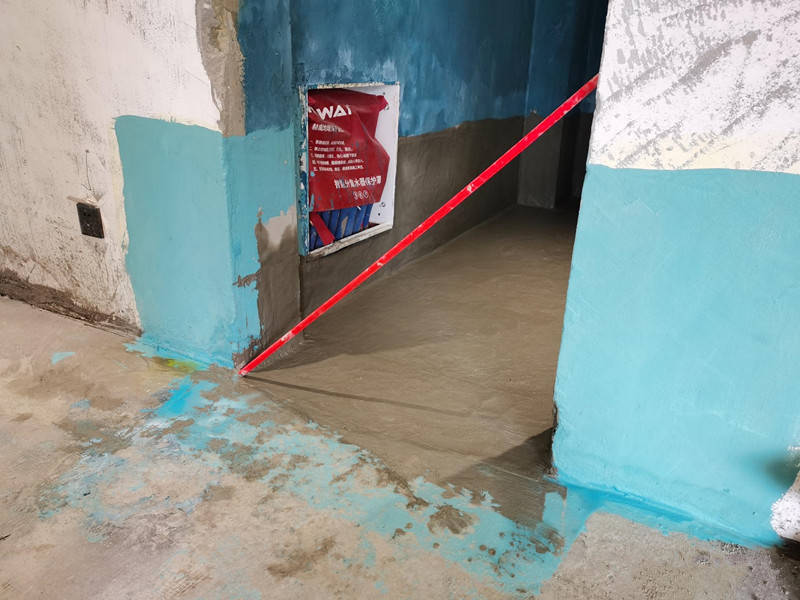 房子一层太潮怎么解决,一楼怎样装修才不让地面返潮