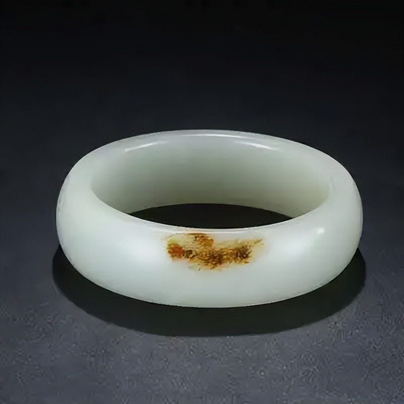 和田玉手镯可以戴着洗澡睡觉吗,和田玉可以戴着洗澡吗