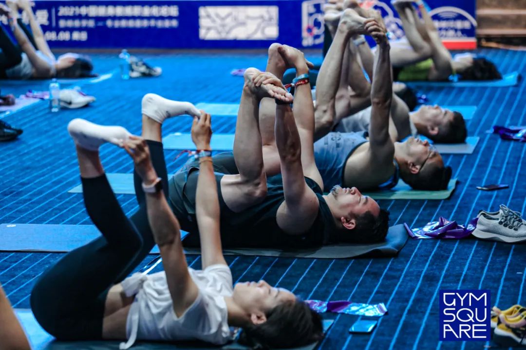 男性练瑜伽十大好处,男性练瑜伽身材会变好吗