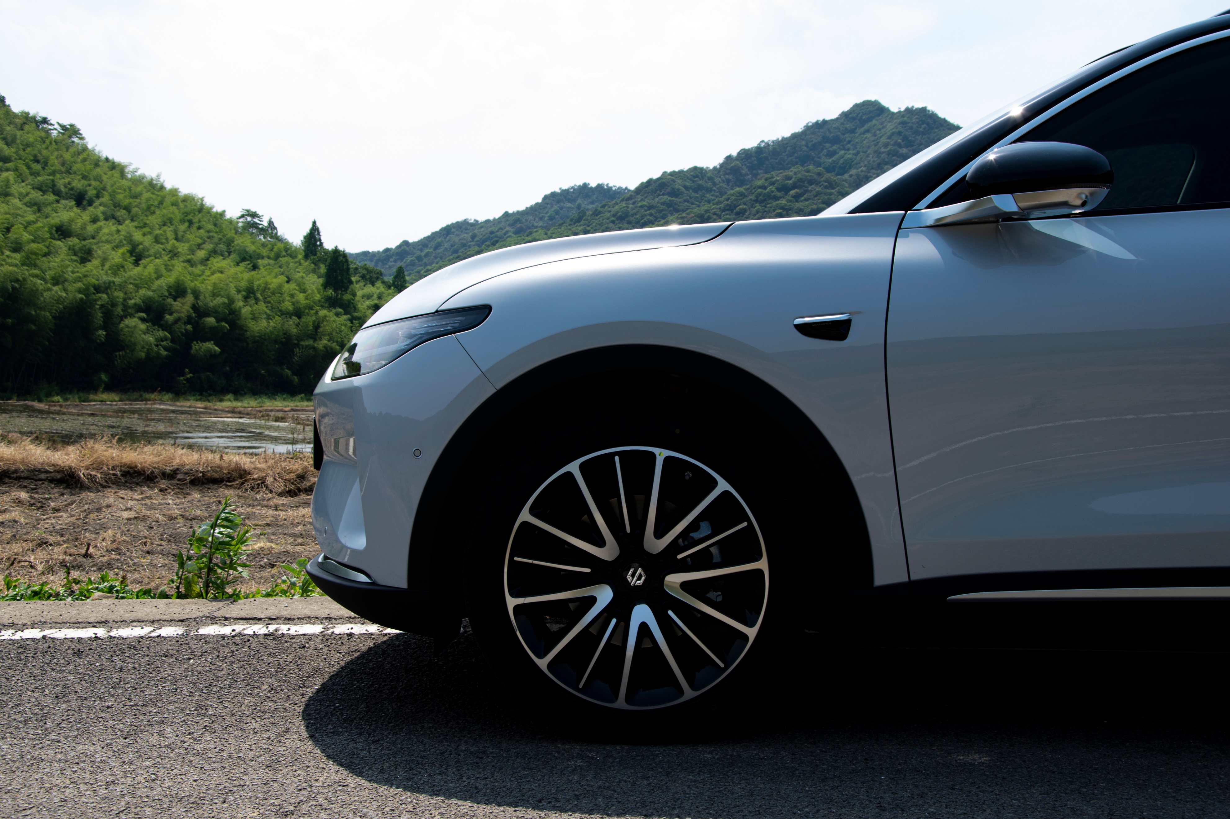 零跑c11增程这车值得买吗,为什么大家都选零跑全新c11