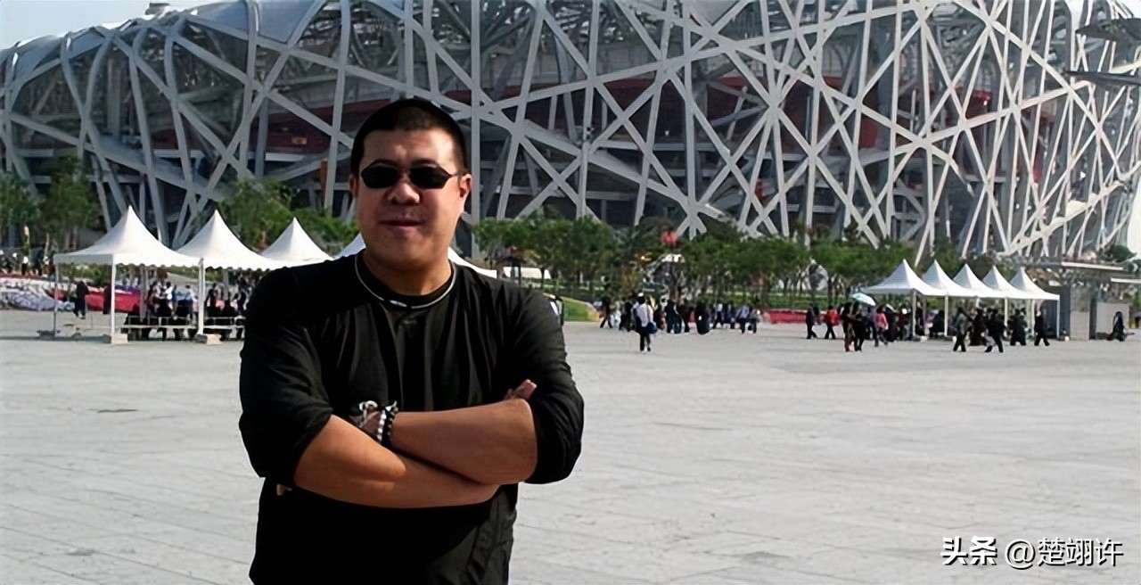 秦卫东瘦到脱相,知名老戏骨秦卫东近照瘦脱相