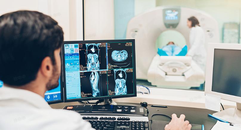 提醒这些症状出现时必须及时就医,警惕身体发出的预警信号