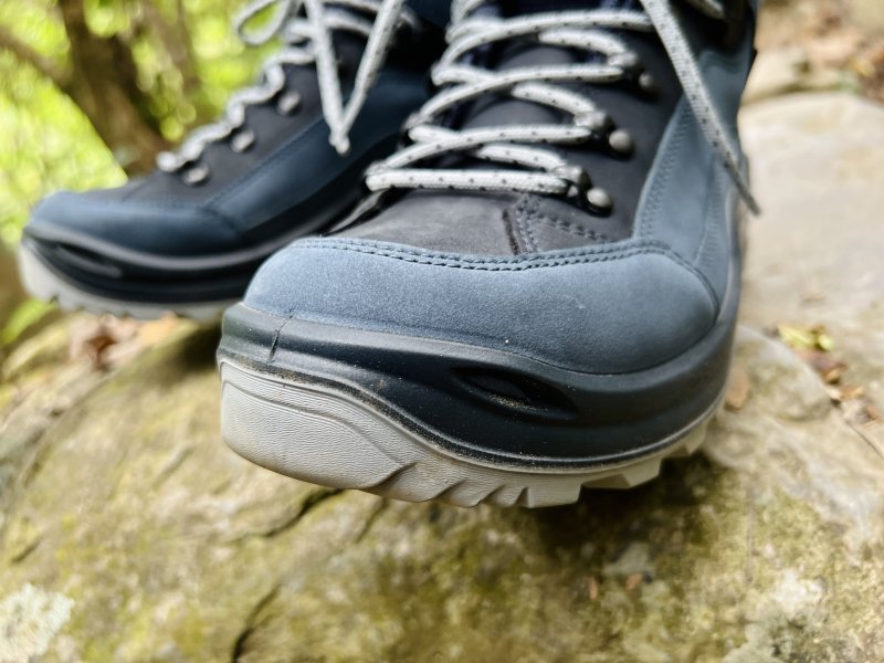 lowa登山鞋换底对比图片,lowa登山鞋正品鞋盒