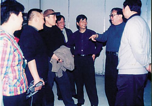 谢晋的个人简介,谢晋人物简介