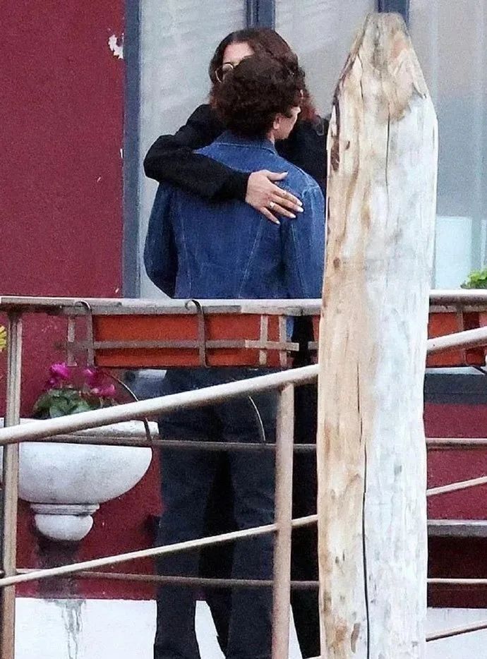 荷兰弟赞达亚恋情,荷兰弟示爱赞达亚