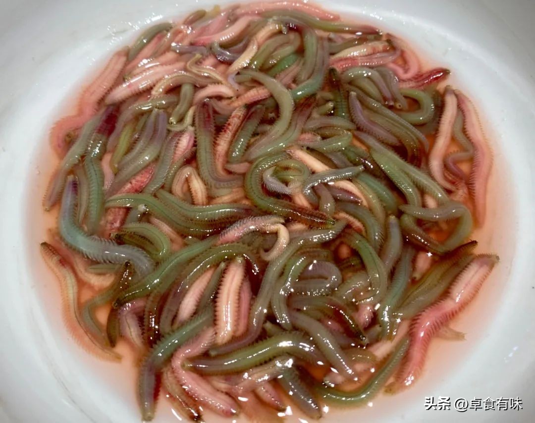 闂芥睙閲岀殑鍐櫕澶忚崏,绂忓窞闂芥睙閲岀殑鍐櫕澶忚崏