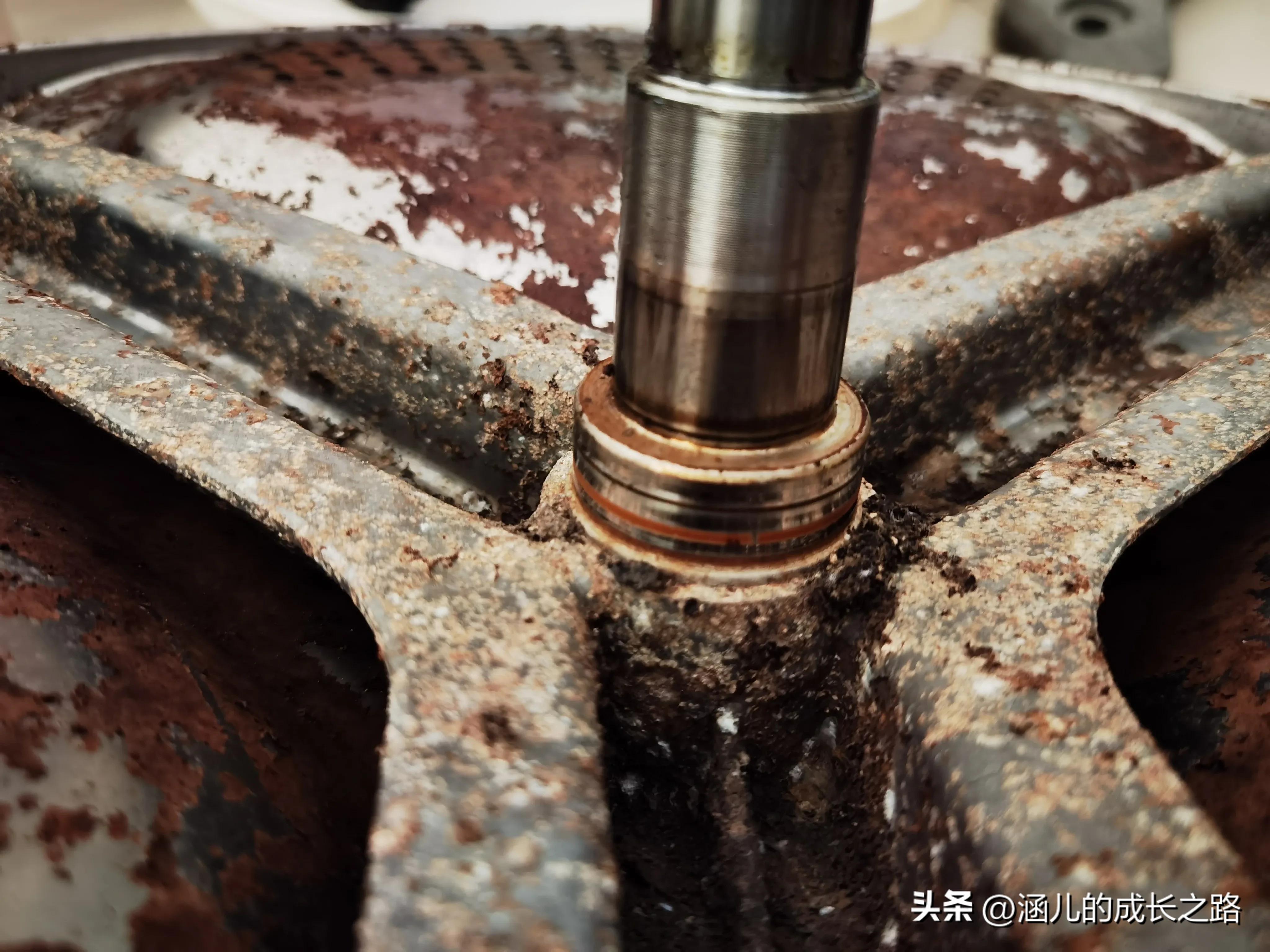 滚筒洗衣机滚筒旋转异响怎么回事,滚筒洗衣机滚筒转动异响怎么修