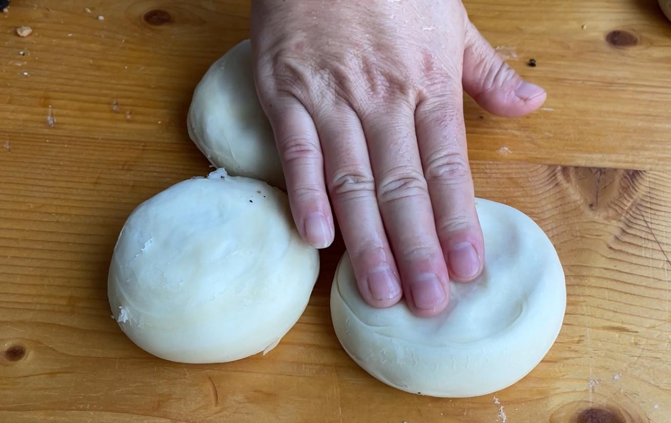 老年心脏需要补充什么,中老年人保护心脏少吃哪五种食物