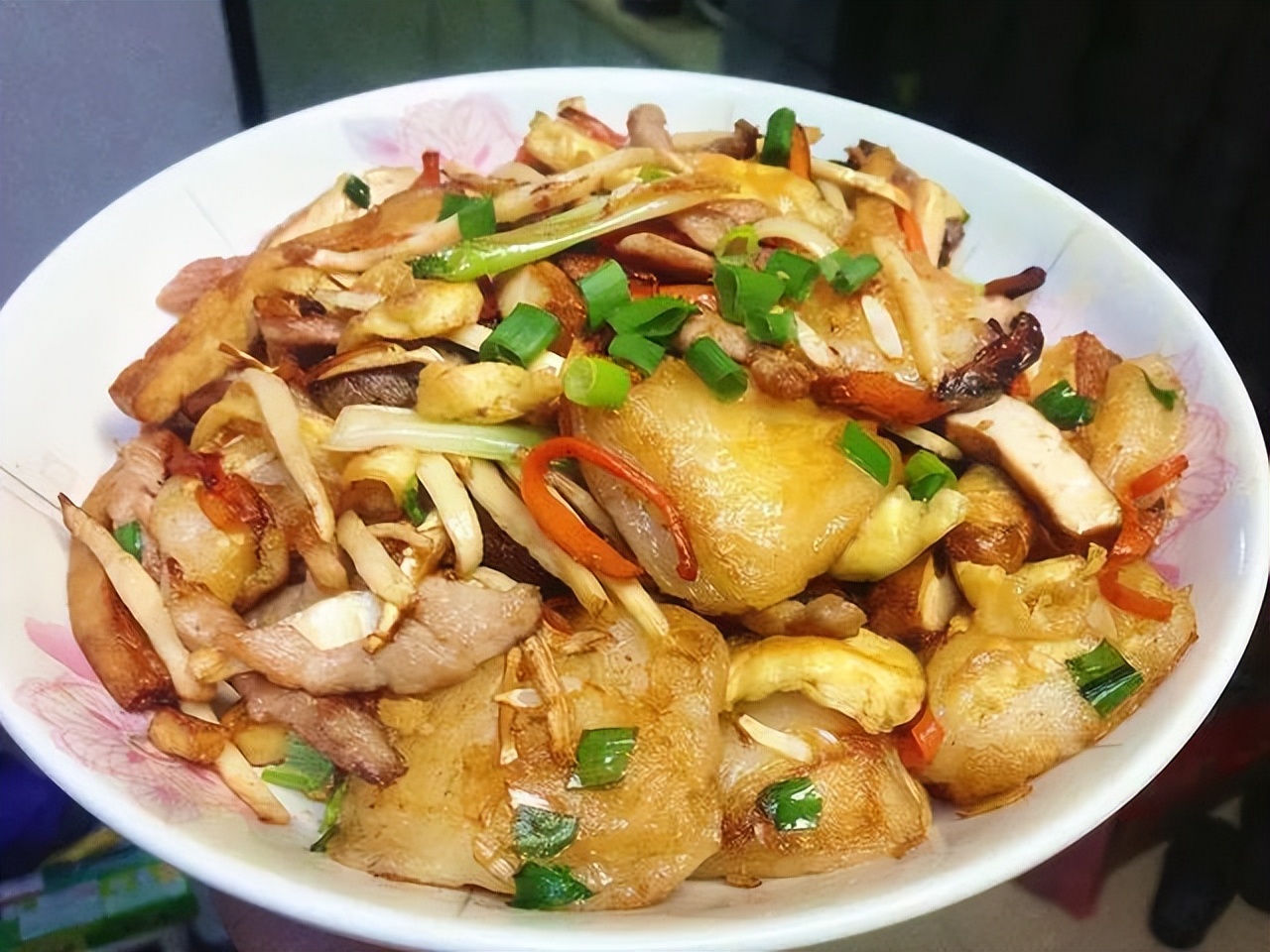 会吃的人都知道，浙江真正好吃的美食不在杭州，而是在这三座小城