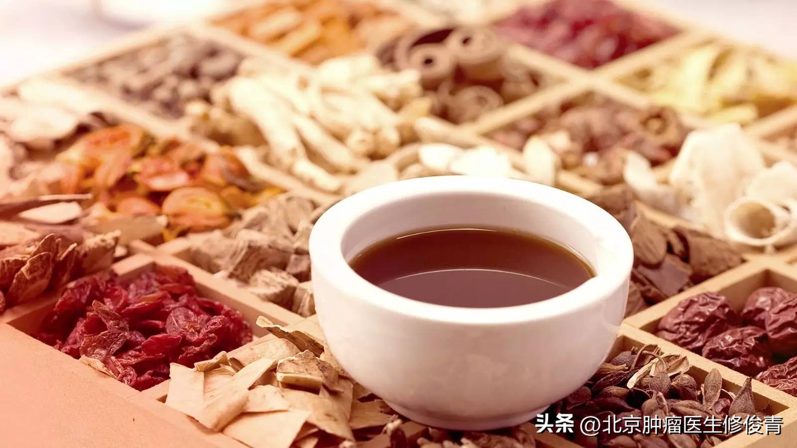 突然出现贫血症状是癌症的表现吗,癌症晚期贫血严重还要继续化疗吗