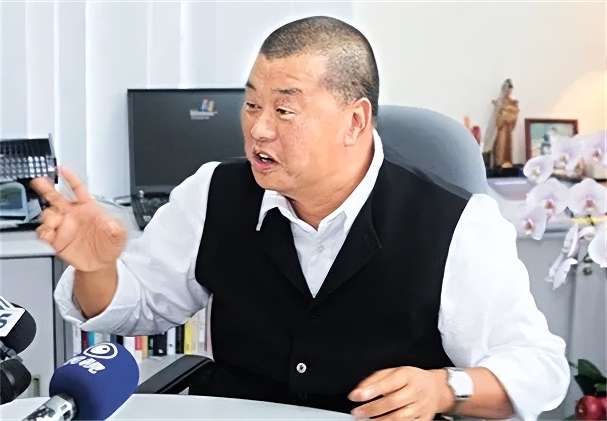 民族败类还敢祸国殃民？港独大佬曾遭晴天霹雳，苦苦哀求给条活路