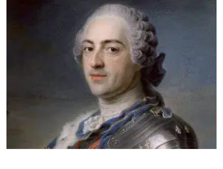 英国律师假发颜色区别,为什么英国律师有假发