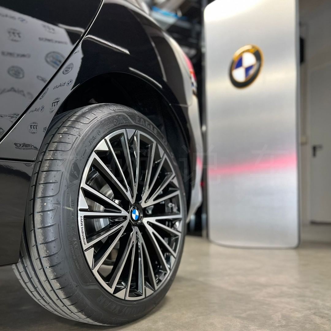 18年宝马2系旅行车测评,宝马2系旅行车发动机三缸