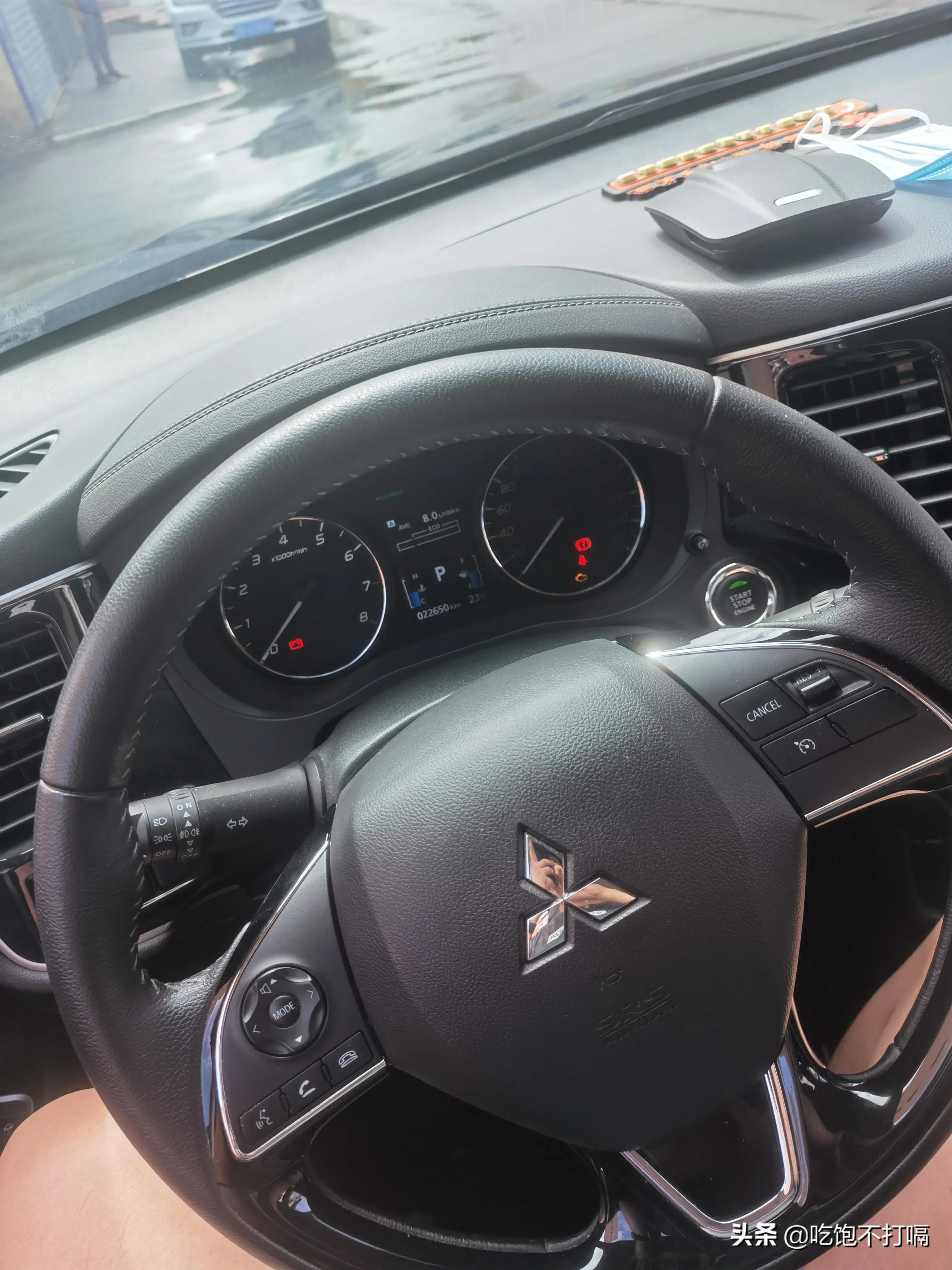 国产三菱欧蓝德车主真实感受,开了十年的欧蓝德