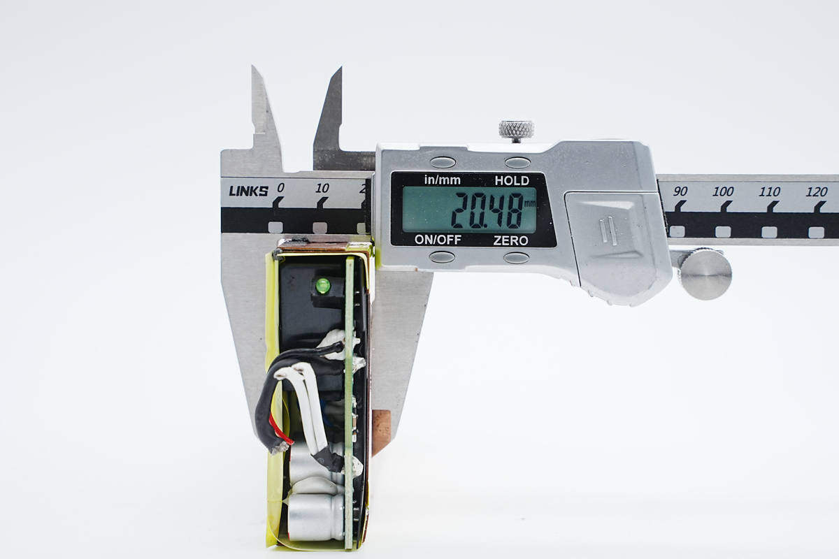 雷蛇笔记本氮化镓适配器,雷蛇330w氮化镓适配器