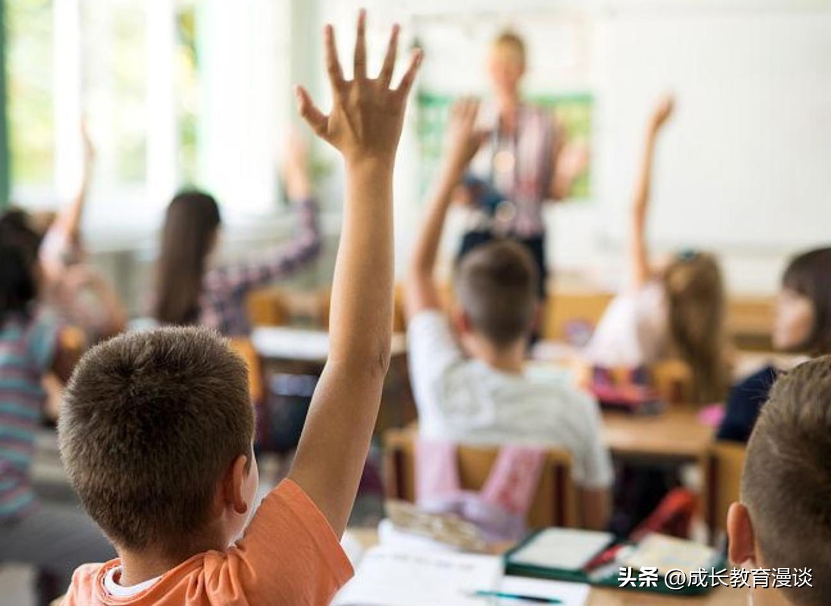 不满意学校老师怎么办,不满意老师教学如何跟孩子沟通