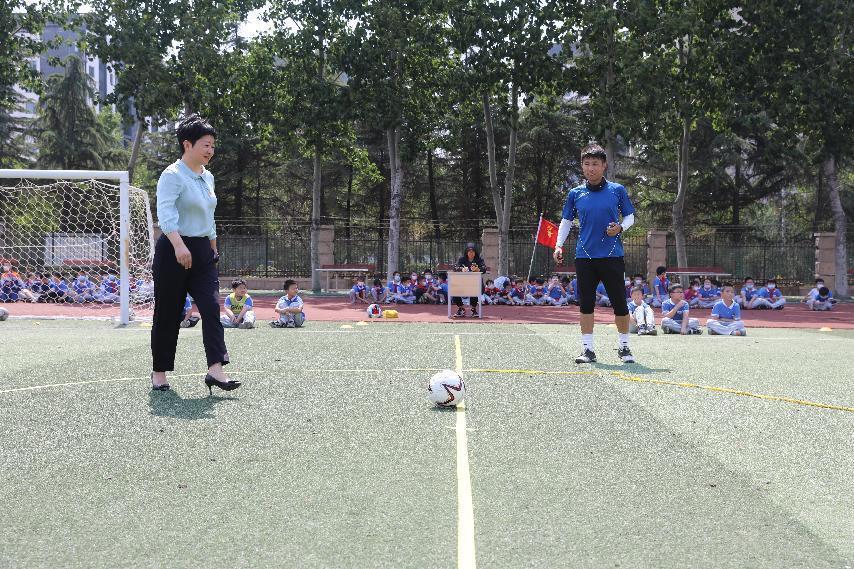 校园杯足球联赛开幕,足球联赛暨校园足球