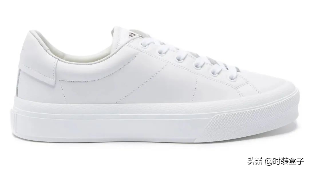 小白鞋经典休闲鞋,好穿百搭的白色运动鞋推荐
