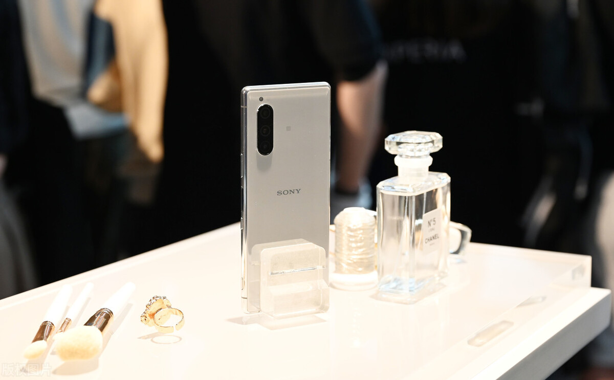 索尼xperia1v渲染图,索尼xperiaace3测评