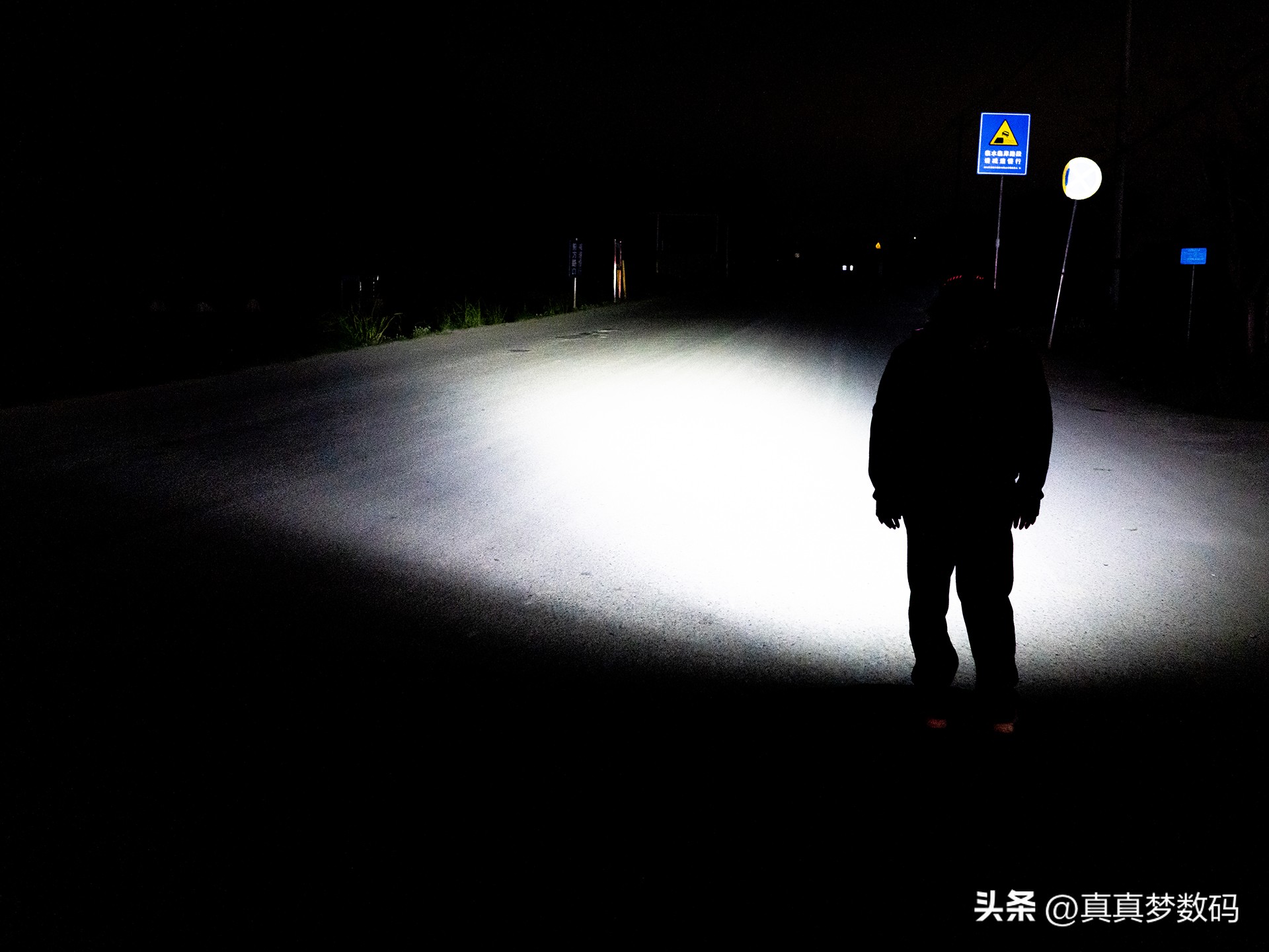 鑿插凹鍏嬫柉hm61rv2.0澶寸伅,fenixhm65r澶寸伅璇勪环