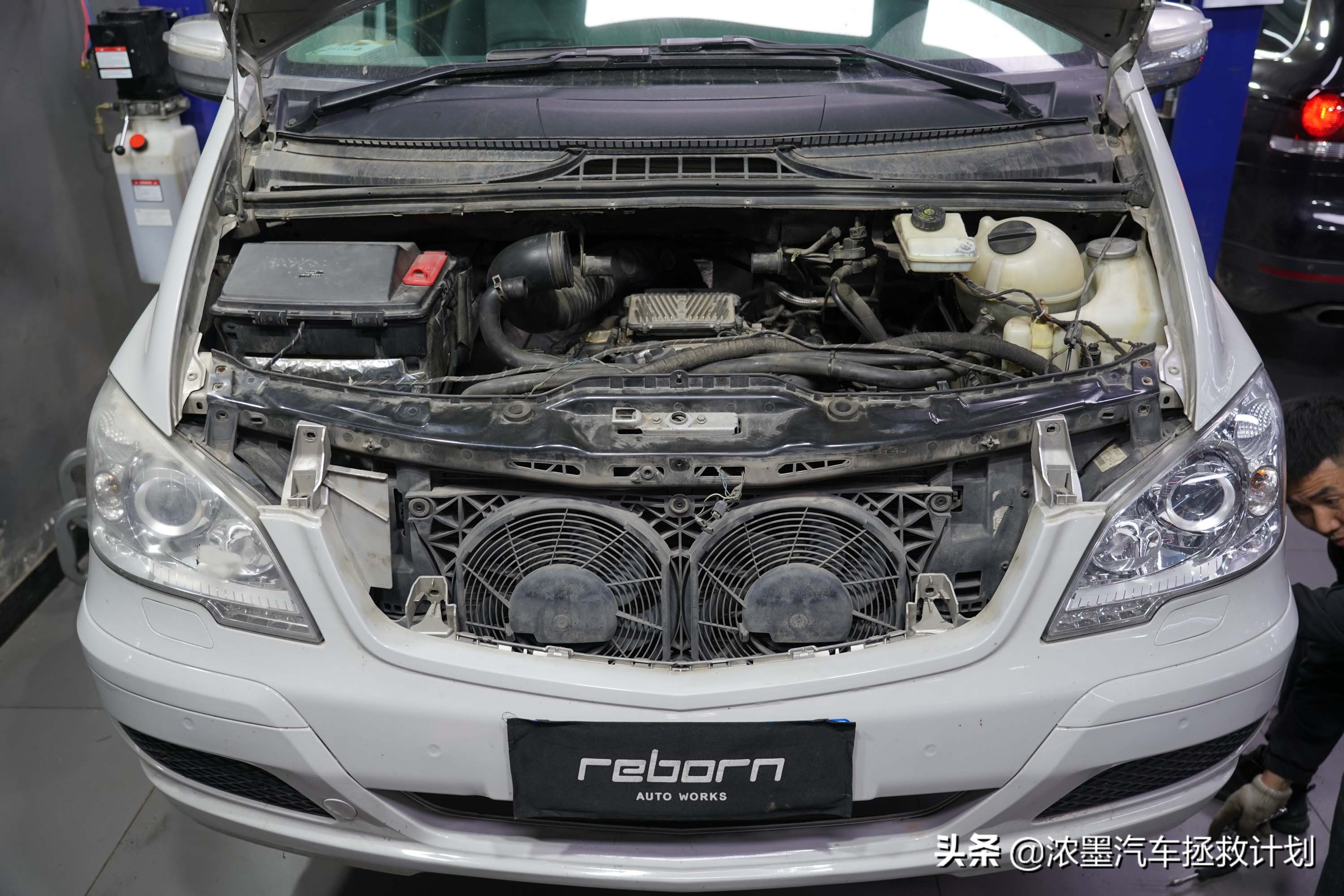 奔驰唯雅诺翻新全过程,奔驰唯雅诺翻新升级价格