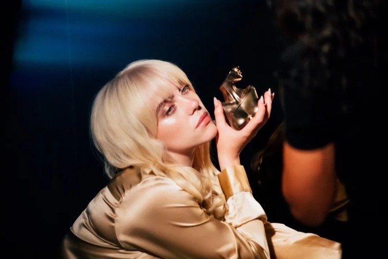 明星带货的美妆是不是真的,明星卖化妆品是真的吗