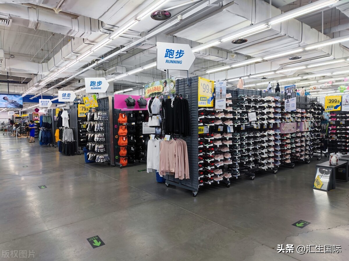 “抠门”的迪卡侬，如何俘获年轻人的心？