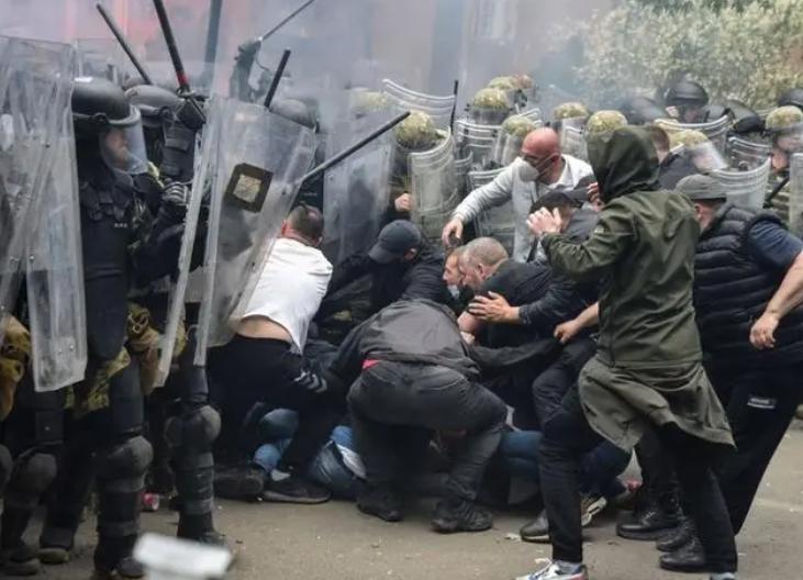 科索沃战争种族屠杀死了多少人,种族屠杀