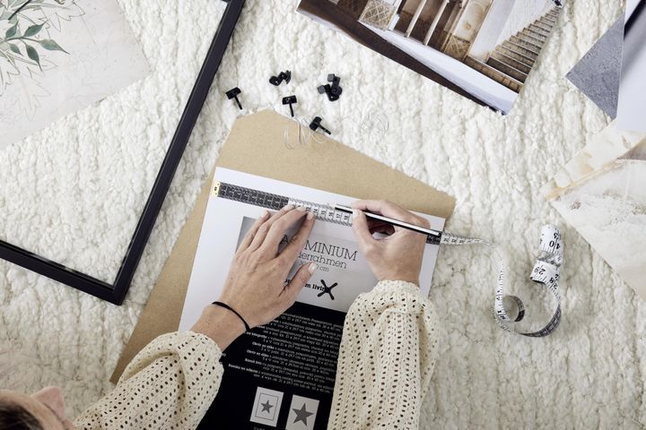 4张照片墙设计效果图,简单四方柱子装修效果图