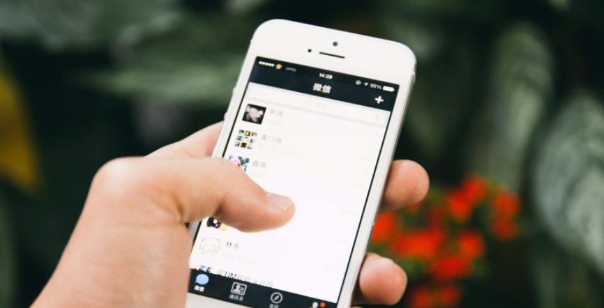 宸插濂冲瓙鎯ㄦ鎴夸腑鍑舵墜娣″畾浣滄,31宀佸コ瀛愯８姝绘ゼ椤舵鎬庝箞鏍蜂簡