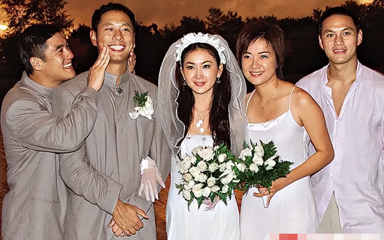 长了一张风情万种的脸下一句,看似清纯实际丰富情史女明星